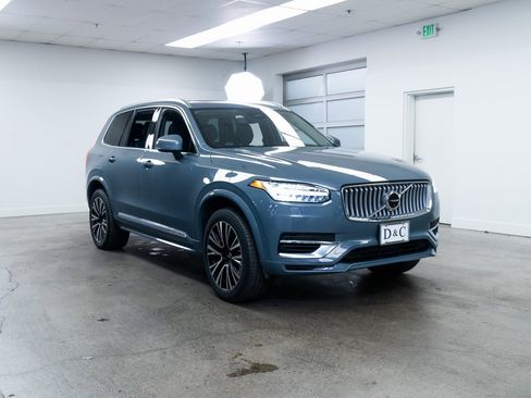 Used 2023 Volvo XC90 T8 Plus image 27
