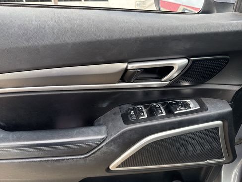 Used 2020 Kia Telluride S w/ S 8 Passenger Seating Package image 12