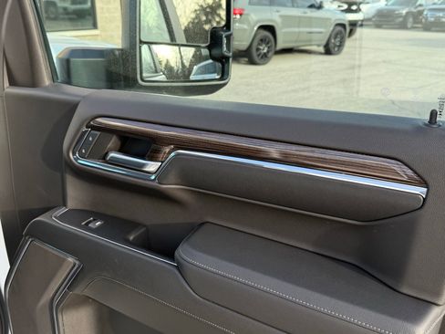 Used 2024 Chevrolet Silverado 1500 RST w/ Max Trailering Package image 28