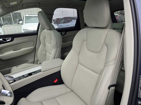 New 2026 Volvo XC60 T8 Ultra w/ Protection Package Premier image 21