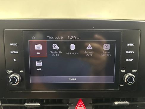 Used 2025 Kia Sportage LX AWD/4WD image 12