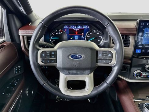 Used 2022 Ford Expedition Max Limited AWD/4WD image 11