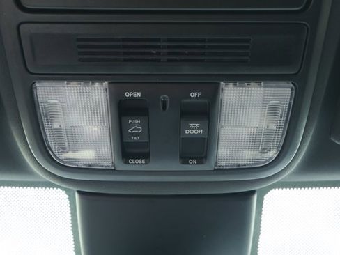 Used 2023 Honda Odyssey Sport image 21