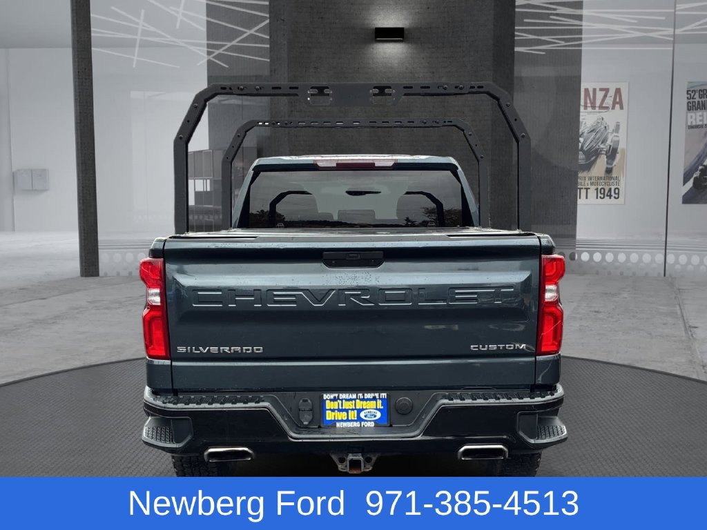 Used 2019 Chevrolet Silverado 1500 Custom Trail Boss w/ Custom Convenience Package AWD/4WD image 6