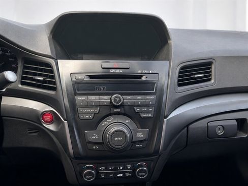 Used 2013 Acura ILX w/ Technology Package FWD image 14