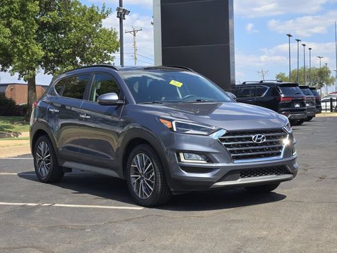 Used 2021 Hyundai Tucson Ultimate w/ Cargo Package FWD image 3