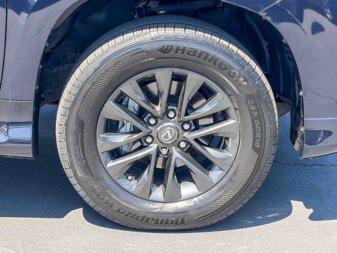 Certified 2021 Lexus GX 460 Premium w/ Premium Package AWD/4WD image 6