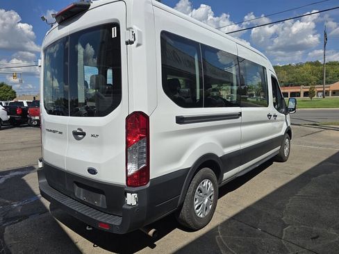 Used 2021 Ford Transit 350 XLT image 4