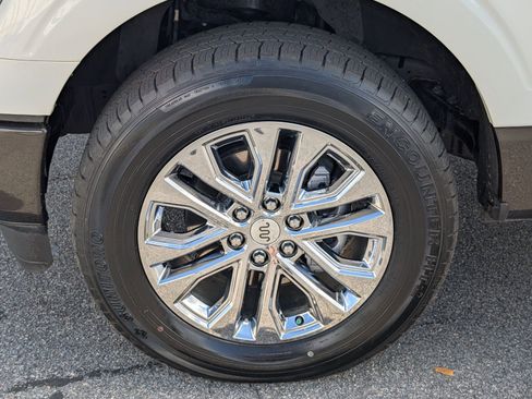 Used 2024 Ford F150 King Ranch w/ FX4 Off-Road Package image 13