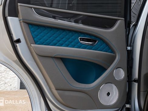 Used 2022 Bentley Bentayga Speed image 29