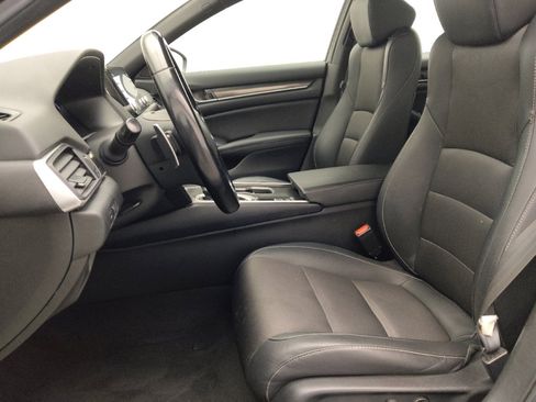 Used 2020 Honda Accord Sport image 17