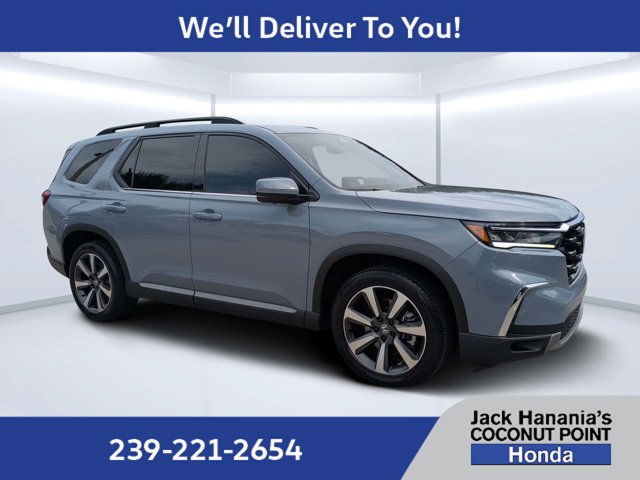 Used 2025 Honda Pilot Elite image 1