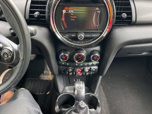 Used 2018 MINI Cooper 2-Door Hardtop FWD image 5