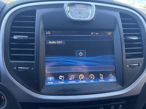 Used 2013 Chrysler 300 C w/ Beats Audio Group AWD/4WD image 21