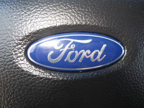 Used 2020 Ford F150 XLT w/ Equipment Group 302A Luxury AWD/4WD image 34
