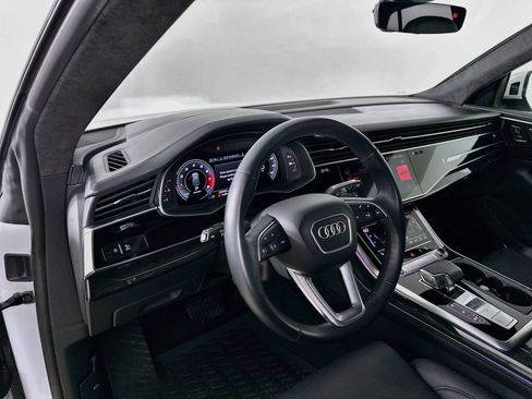 Used 2021 Audi Q8 Prestige w/ Prestige Package AWD/4WD image 32