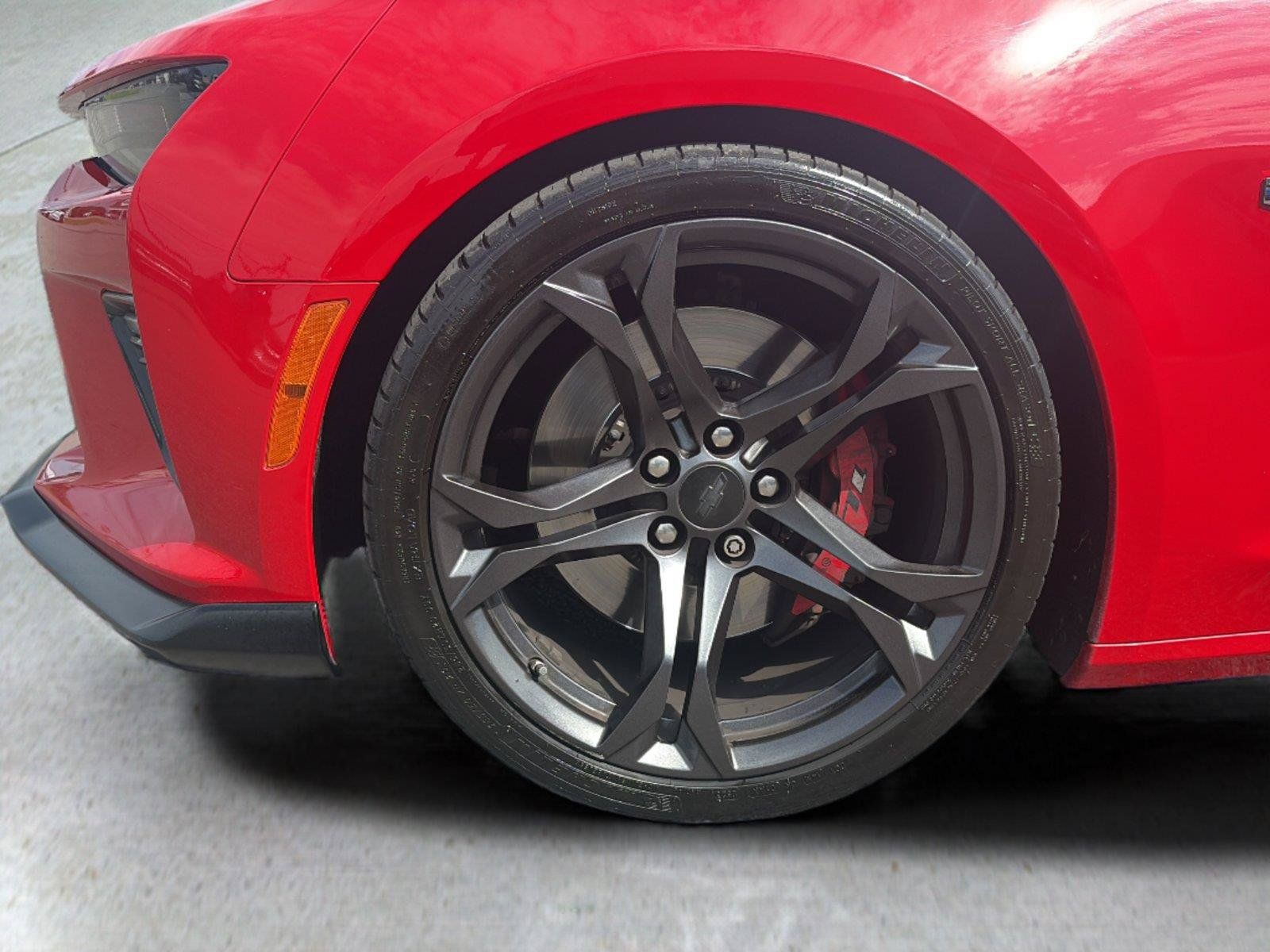 Used 2018 Chevrolet Camaro SS RWD image 42