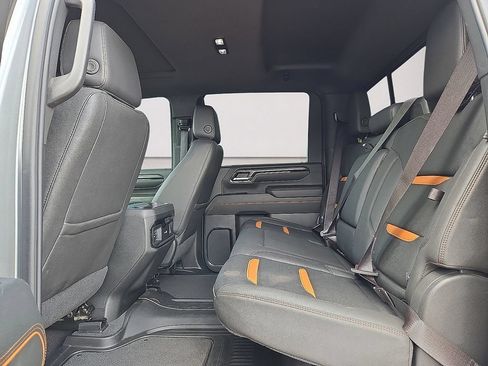 Used 2024 GMC Sierra 2500 AT4 w/ AT4 Premium Plus Package AWD/4WD image 13