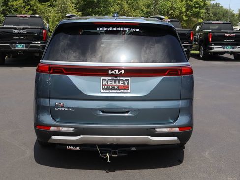 Used 2023 Kia Carnival SX Prestige FWD image 8
