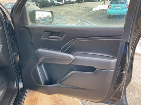 Used 2024 Chevrolet Colorado W/T RWD image 23
