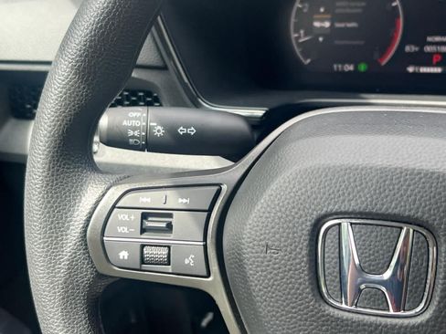 Used 2026 Honda CR-V LX image 19