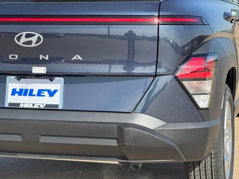 New 2026 Hyundai Kona SE image 6