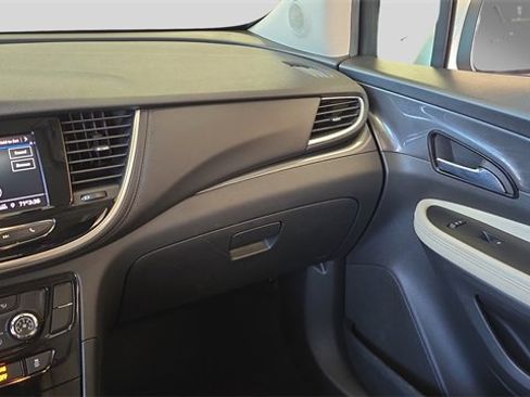 Used 2022 Buick Encore Preferred w/ Safety Package image 24