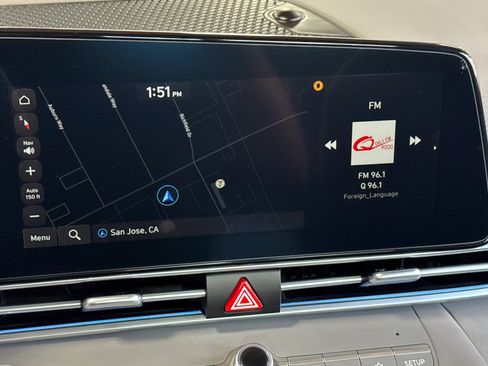 Used 2024 Hyundai Elantra Blue image 25