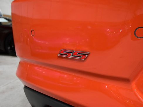 Used 2019 Chevrolet Camaro SS RWD image 11