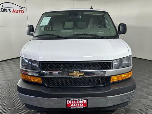 Used 2025 Chevrolet Express 3500 LT w/ LT Preferred Equipment Group RWD image 9
