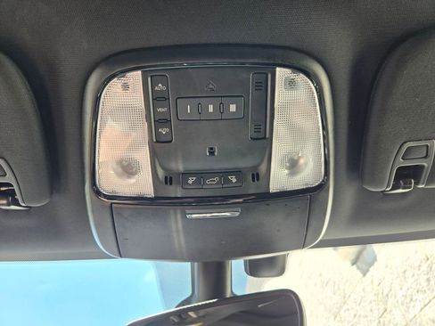Used 2022 Dodge Durango R/T w/ Blacktop Package AWD/4WD image 21