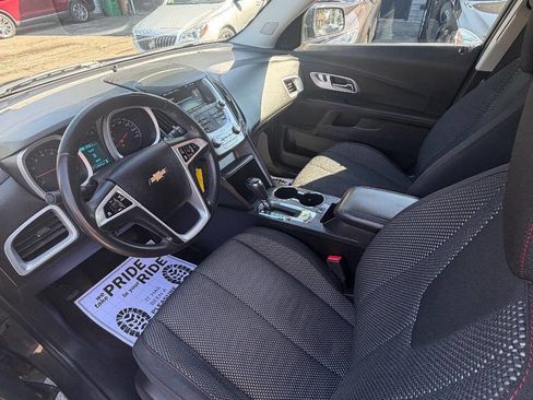 Used 2017 Chevrolet Equinox LT w/ Convenience Package FWD image 17