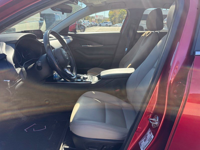 Used 2024 MAZDA CX-30 AWD 2.5 S w/ Preferred Package image 3