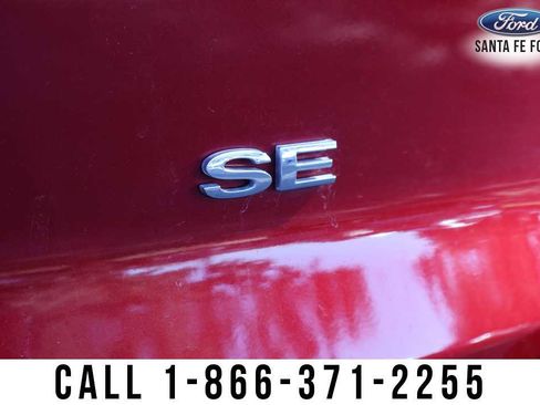 Used 2021 Ford EcoSport SE image 9
