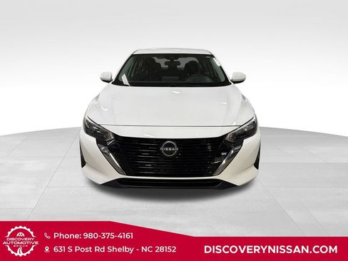Certified 2024 Nissan Sentra SV FWD image 2