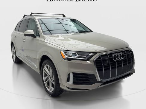 Used 2023 Audi Q7 2.0T Premium w/ Convenience Package AWD/4WD image 2