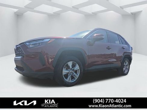 Used 2023 Toyota RAV4 XLE FWD image 7