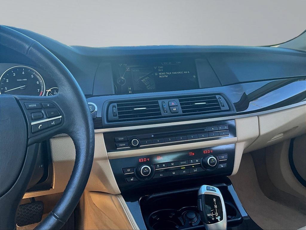 Used 2013 BMW 535i Sedan RWD image 11