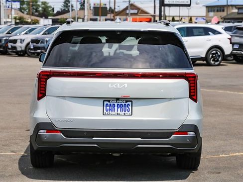 New 2026 Kia Carnival SX Prestige image 8