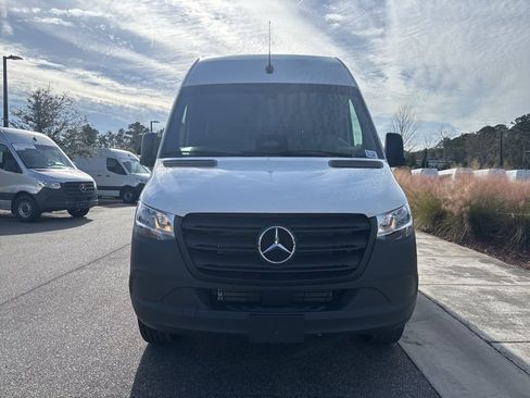New 2026 Mercedes-Benz Sprinter 2500 image 12