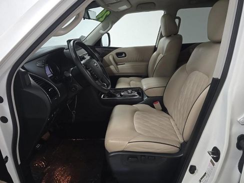Used 2024 Nissan Armada Platinum w/ Captain's Chairs Package RWD image 4