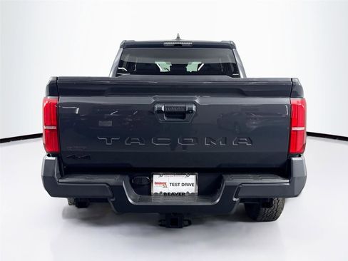 Certified 2025 Toyota Tacoma TRD Off-Road image 12
