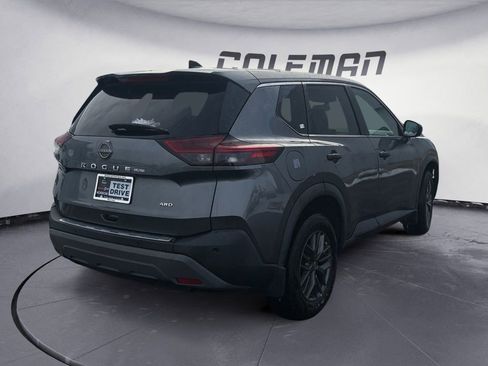 Used 2023 Nissan Rogue S image 5