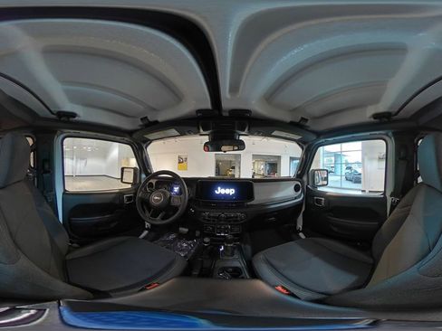 Used 2025 Jeep Wrangler Unlimited Sport AWD/4WD image 42