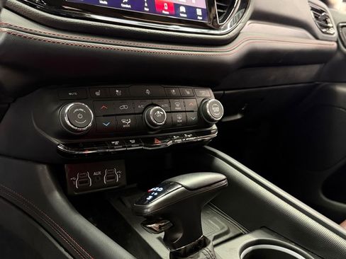 Used 2023 Dodge Durango R/T RWD image 20