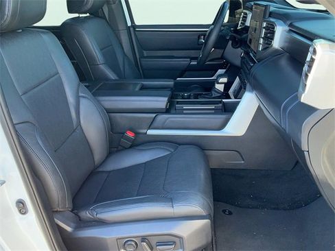 Used 2024 Toyota Sequoia Platinum image 23