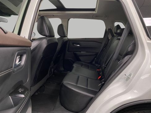 Used 2023 Nissan Rogue SV w/ SV Premium B Package AWD/4WD image 29