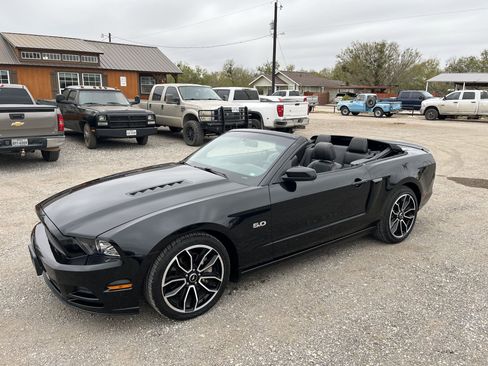 Used 2014 Ford Mustang GT Premium w/ Comfort Package image 1
