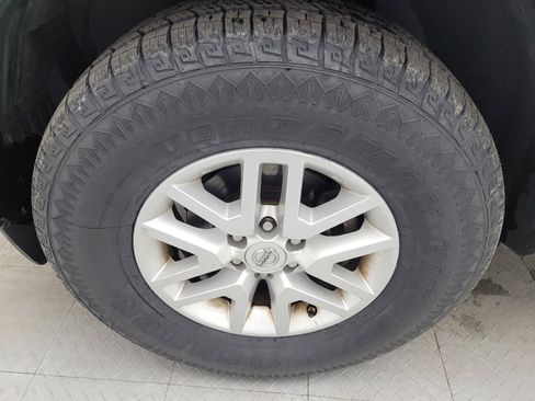 Used 2016 Nissan Frontier SV image 31