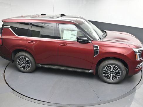 New 2025 Nissan Armada Platinum image 35